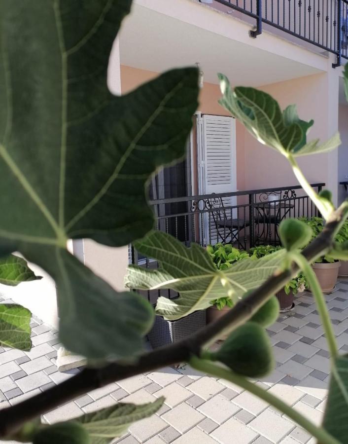 Ena Apartment Turanj Exterior photo